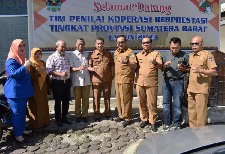 Digitalisasi Koperasi Dan UMKM KUD Sitanang